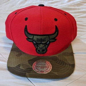 COPY - Mitchell & Ness Camo and Red Bulls Hat